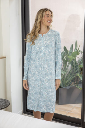 Camisón con canesú y tapeta